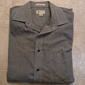 Haggar Men's long sleeve dress shirt